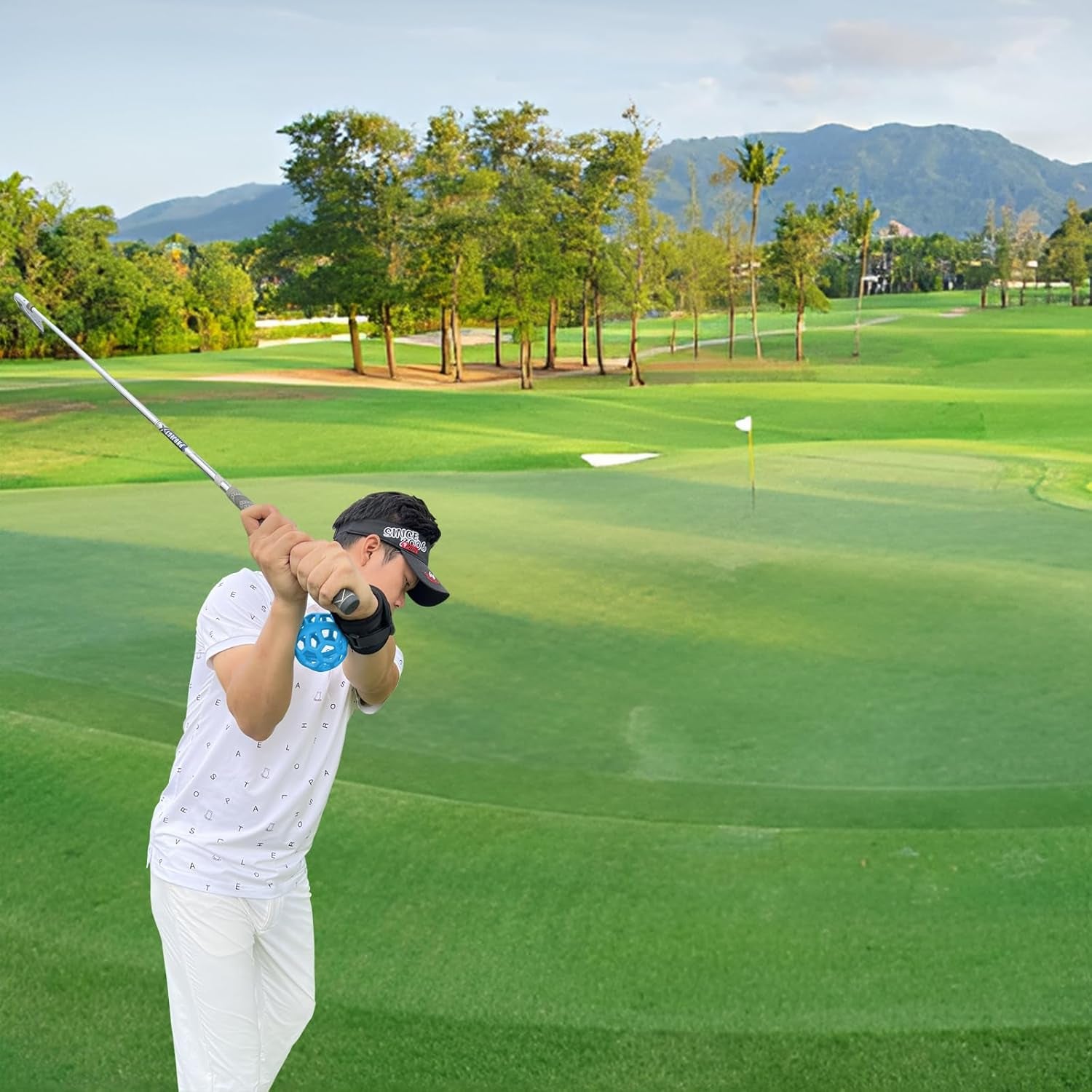 Smart Golf Trainer Ball - Essential Swing Aid for Beginners and Pros